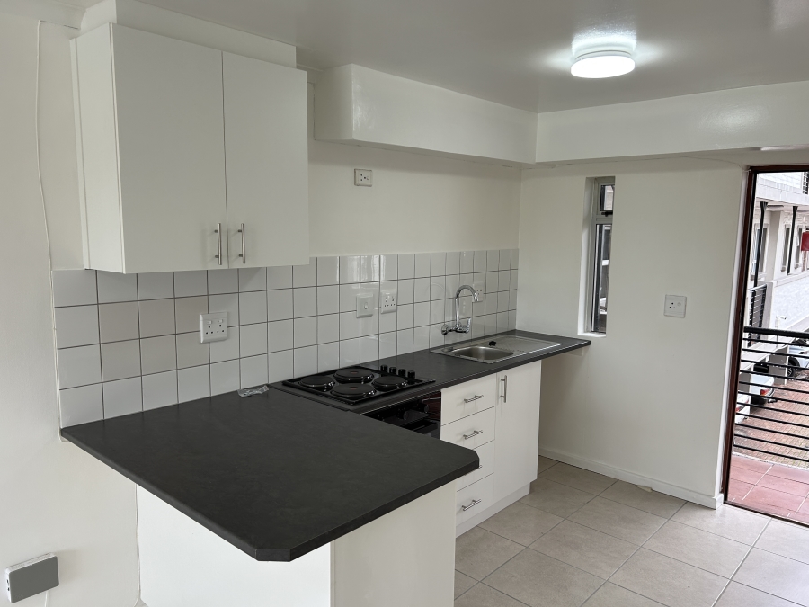 2 Bedroom Property for Sale in Uitzicht Western Cape